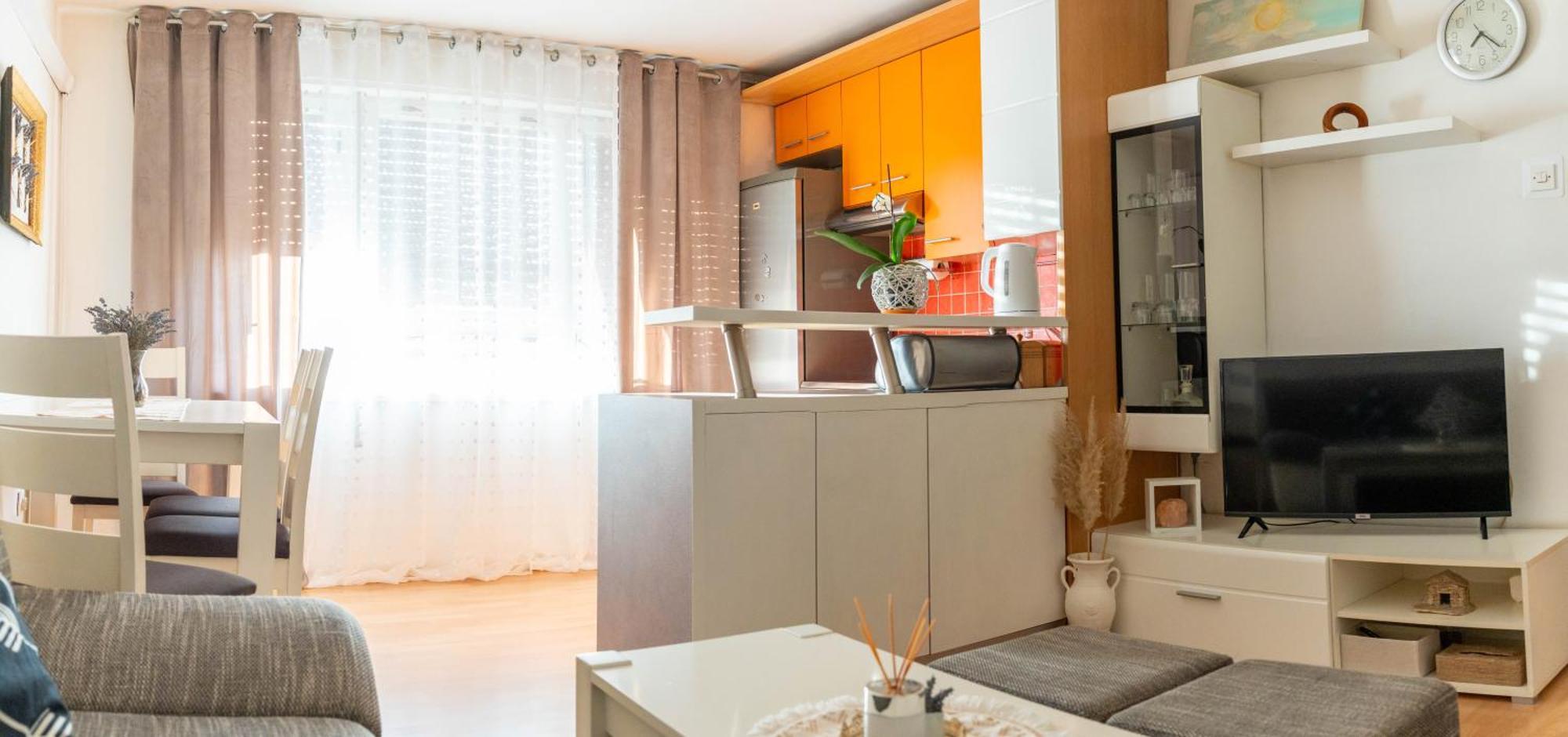 Apartman Lili Книн Экстерьер фото